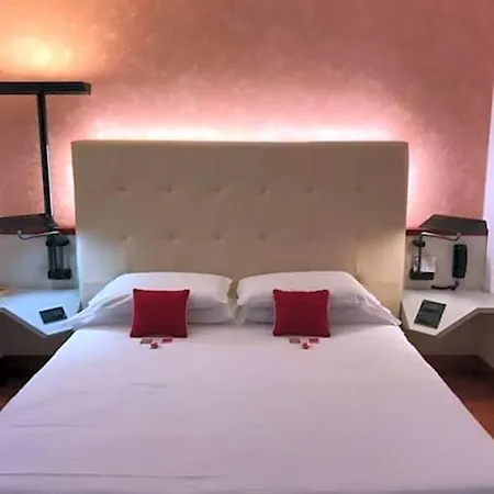 Western Solaf Hotel